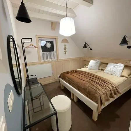 Wioska W Sowich Sokolec