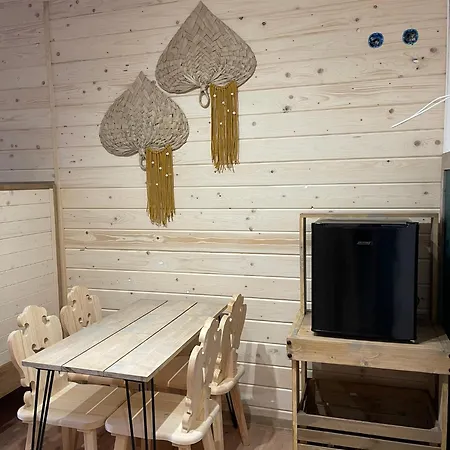 Wioska W Sowich * Sokolec