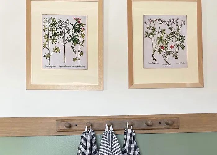 Wioska W Sowich Sokolec