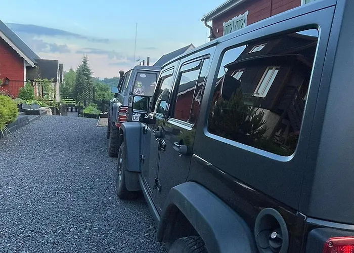 Wioska W Sowich - W Sercu Gor Sowich, Sauna & Jakuzzi, Sokolec, Offroad X4x4 Apartment