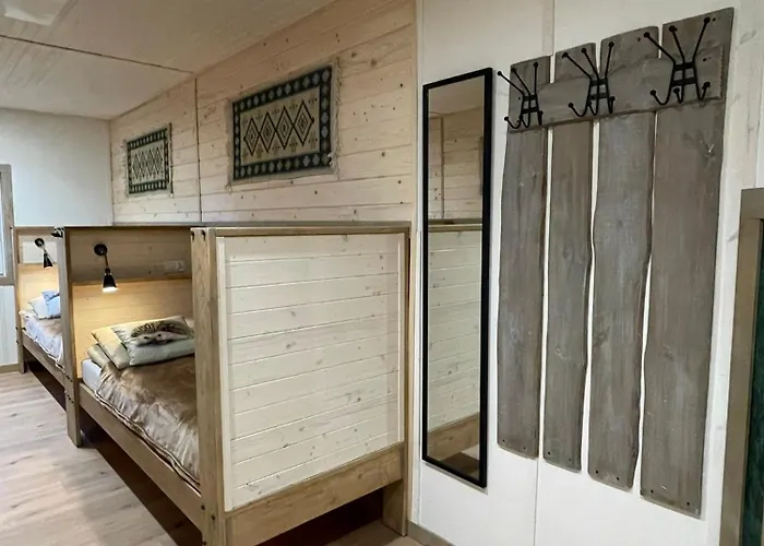 Wioska W Sowich - W Sercu Gor Sowich, Sauna & Jakuzzi, Sokolec, Offroad X4x4 Διαμέρισμα Sokolec